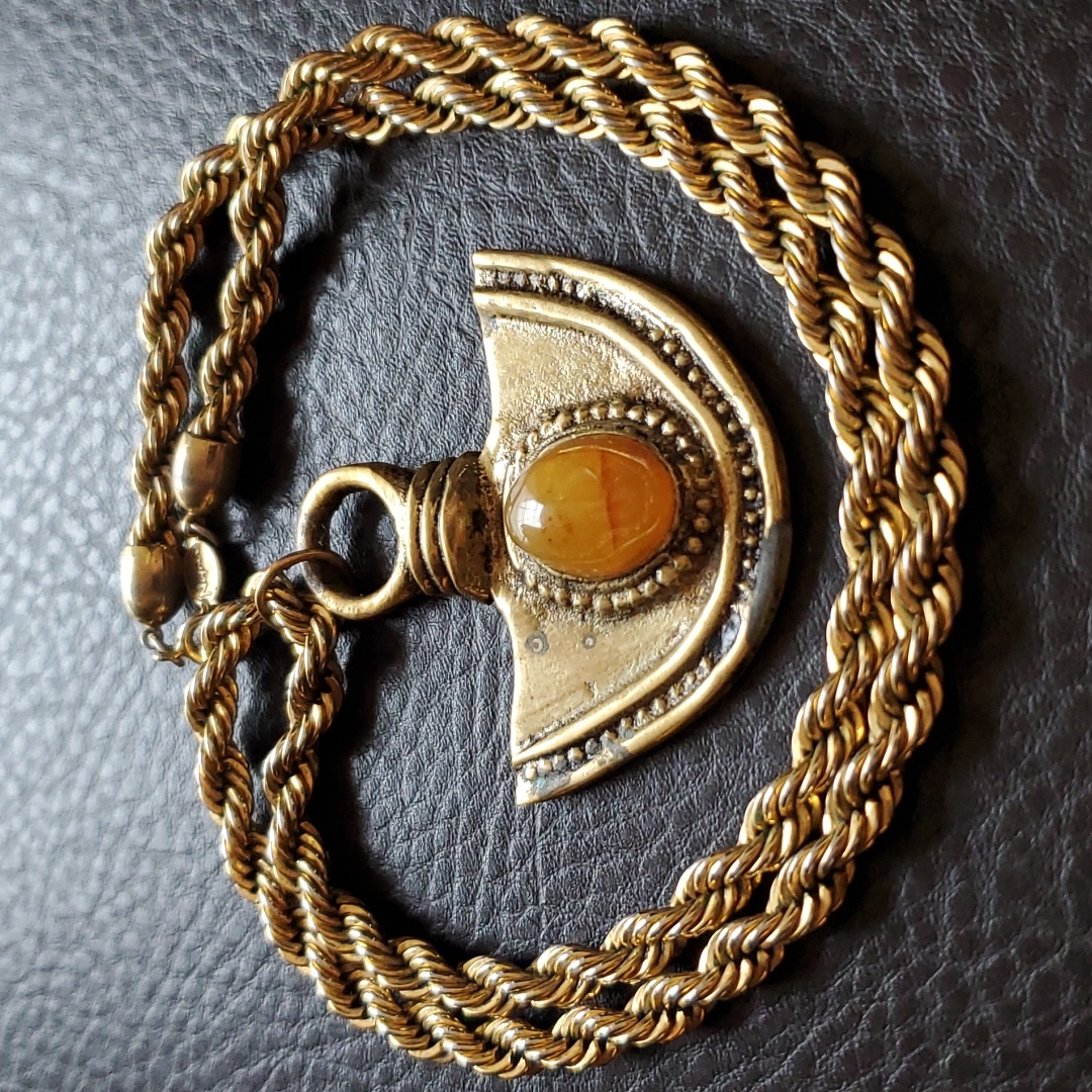 Vtg Necklace